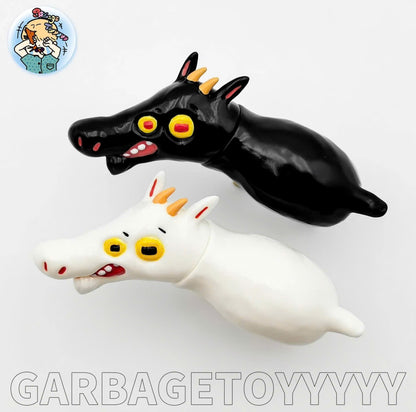 Garbage Toy - Sheep - Mô hình Art Toy Sofubi Chính Hãng Garbage Toy - Hình ảnh bổ sung 8