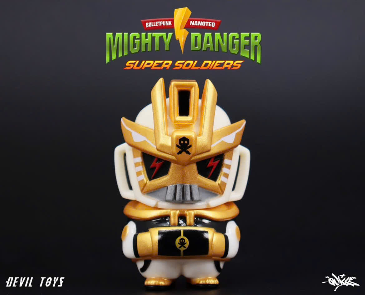 Devil Toys x Quiccs Mighty Danger - White soldier - Mô hình Art Toy Sofubi cao cấp Devil Toys - Hình ảnh chi tiết 2