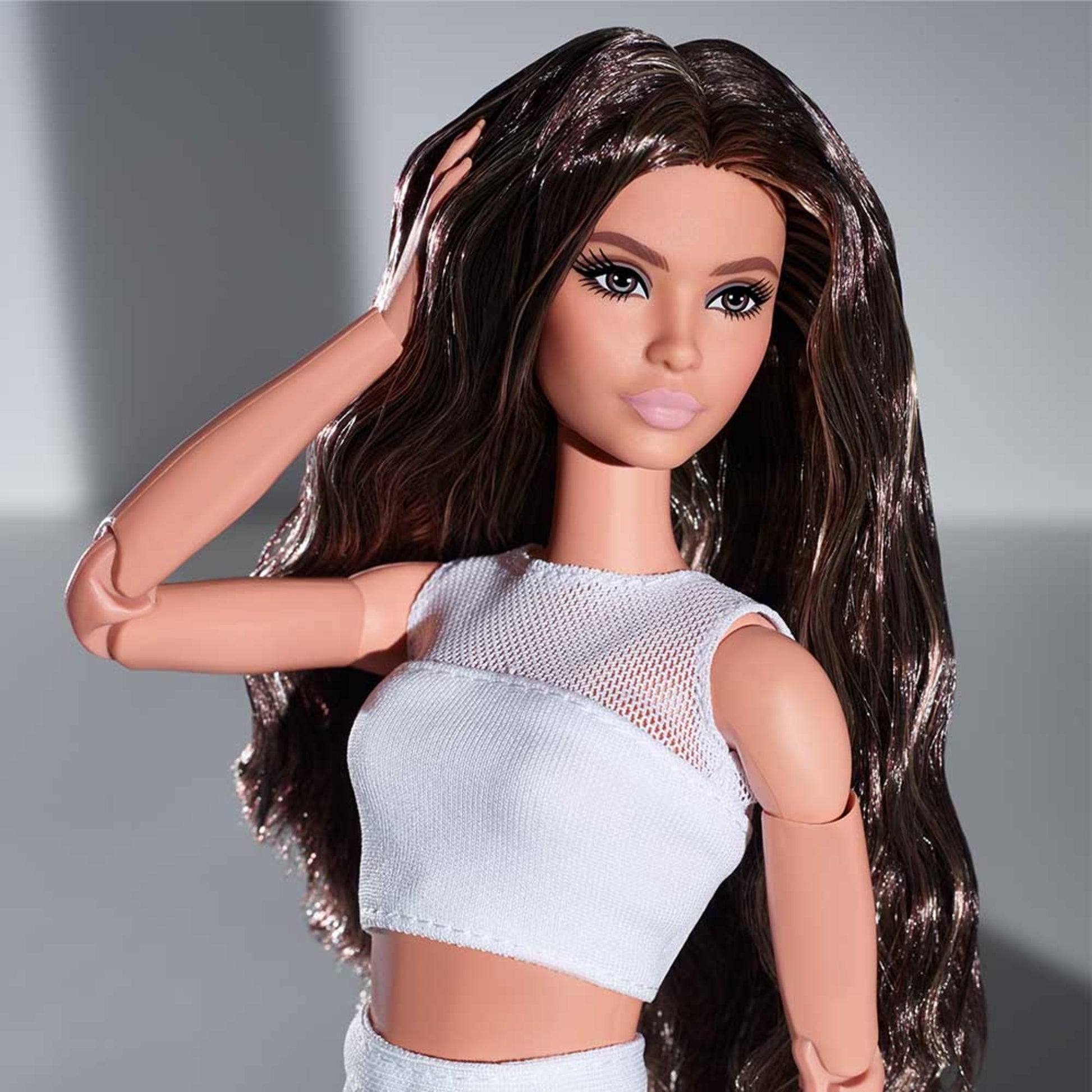 Barbie Looks Doll (Original, Brunette Wavy Hair) - Búp Bê Sưu Tầm Khớp Nối Linh Hoạt - Mattel Black Label - Hình ảnh bổ sung 5