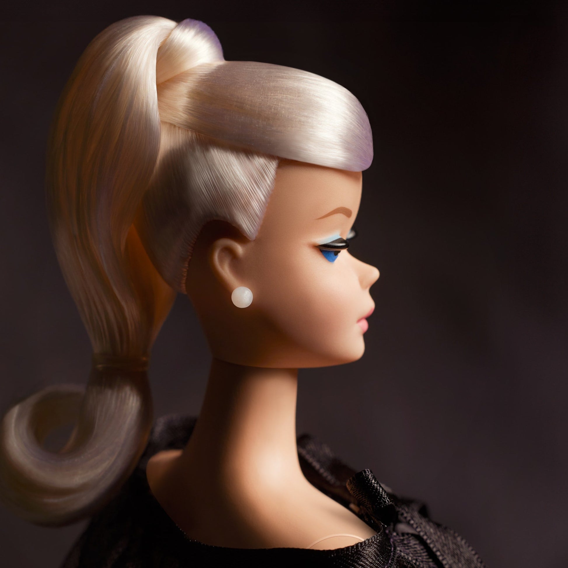 Swirl Pony Barbie Doll - Búp Bê Sưu Tầm Silkstone Cổ Điển Barbie Signature (HRM88) - Hình ảnh bổ sung 6